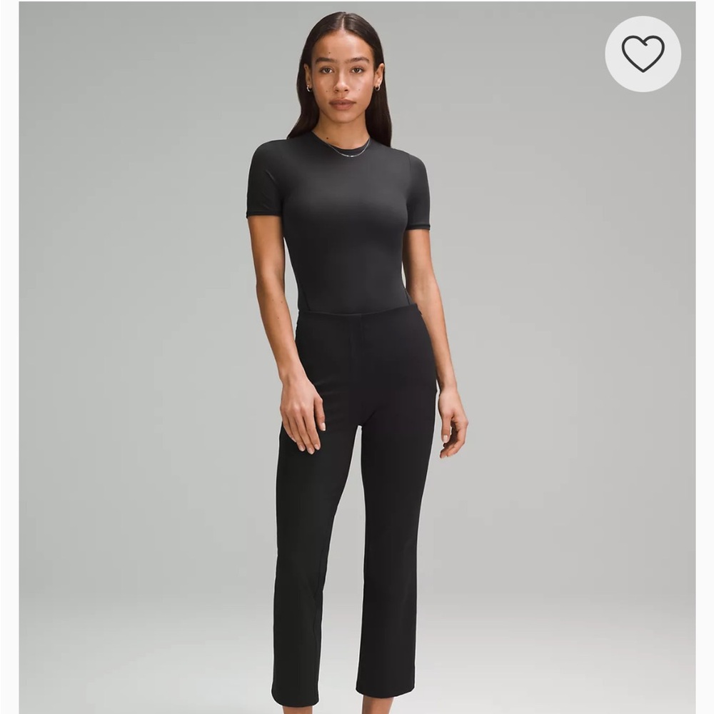 Smooth Fit Pull-On High-Rise Cropped Pant 6 Black